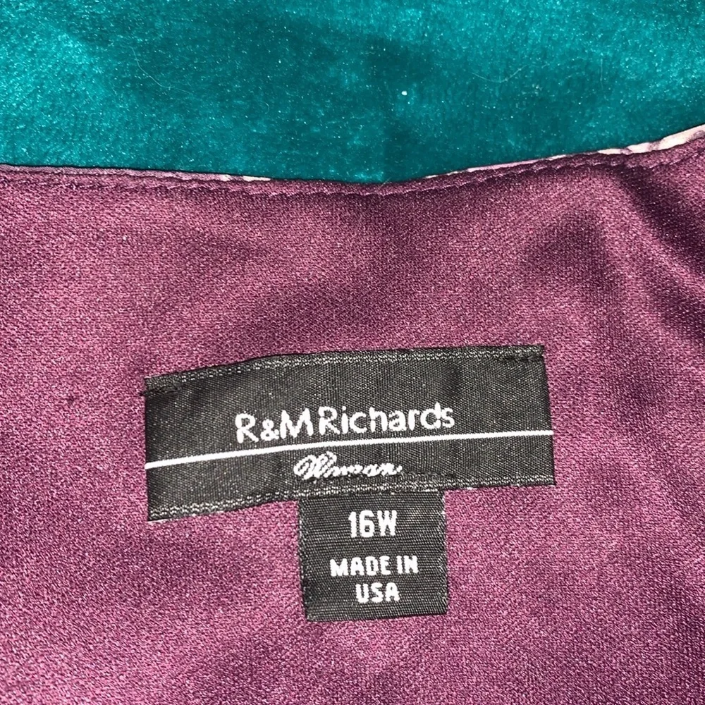 R&M Richards- gently used 2 piece set - Picture 4 of 4